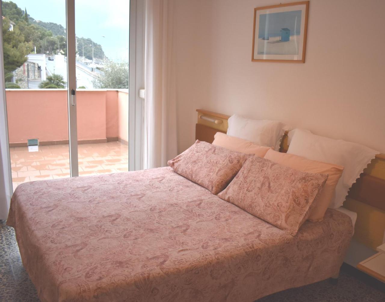 Hotel Garden Marina dʼMarina dʼAndora エクステリア 写真